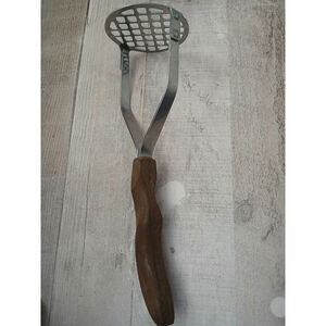 Cutco Vintage #14 Stainless Potato Masher Wood Handle Kitchen Tool